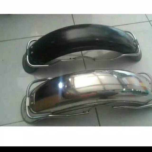 Spakbor depan CB 200, Slebor depan CB 200 bahan besi krom hitam pnp CB