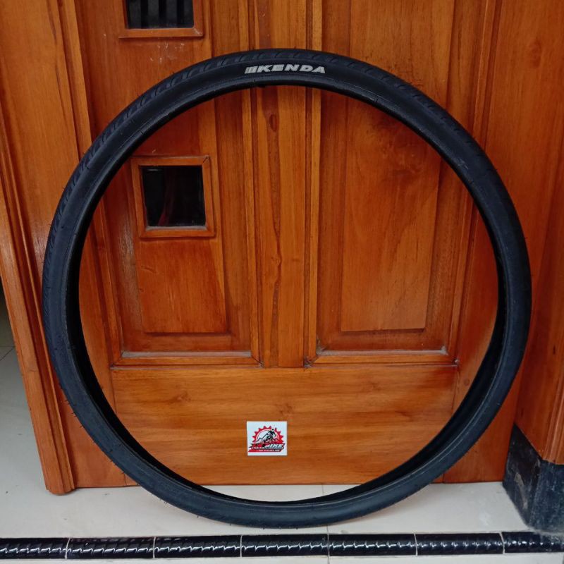 BAN LUAR KENDA 20 X 1 1/8 atau 20 BALAP  atau 20 PLUS  atau BAN 22