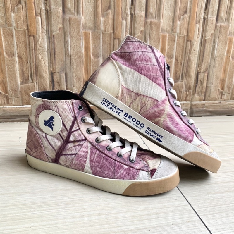BRODO Sepatu Vantage Sepatokimin Hi-Eco Print White GS Preloved