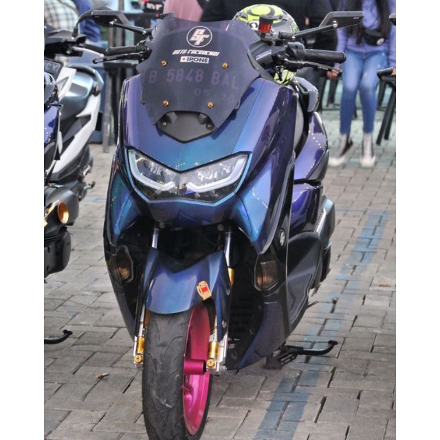 stiker skotlet motor efek bunglon warna biru/hijau/ungu
