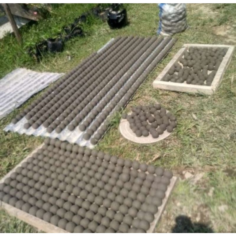 

30 TANAH LEMPUNG-TANAH PURU- AMPO Penghilang rasa pahit pada daun pepaya dan sayuran lainnya