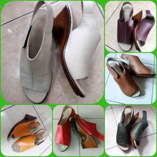  Sandal  kulit hak bolong  7cm Shopee Indonesia