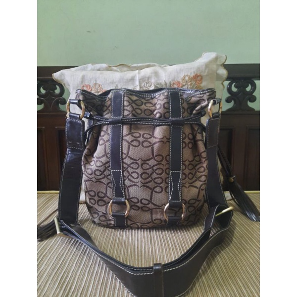 Tas Wanita Branded Second Lancel Tas Serut