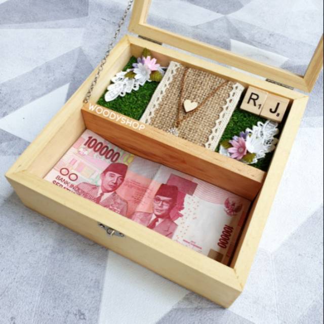  KOTAK  MAHAR  KAYU  KOTAK  MAHAR  KALUNG DAN UANG KOTAK  MAHAR  