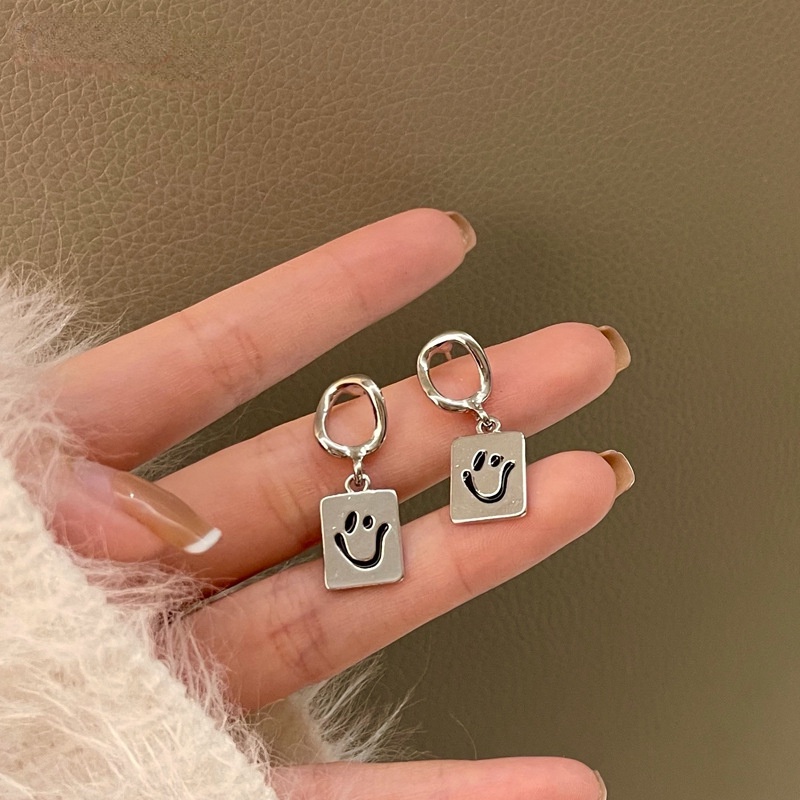 Anting Tusuk Sterling Silver 925 Desain Geometri Smiley Simple Untuk Wanita 4640