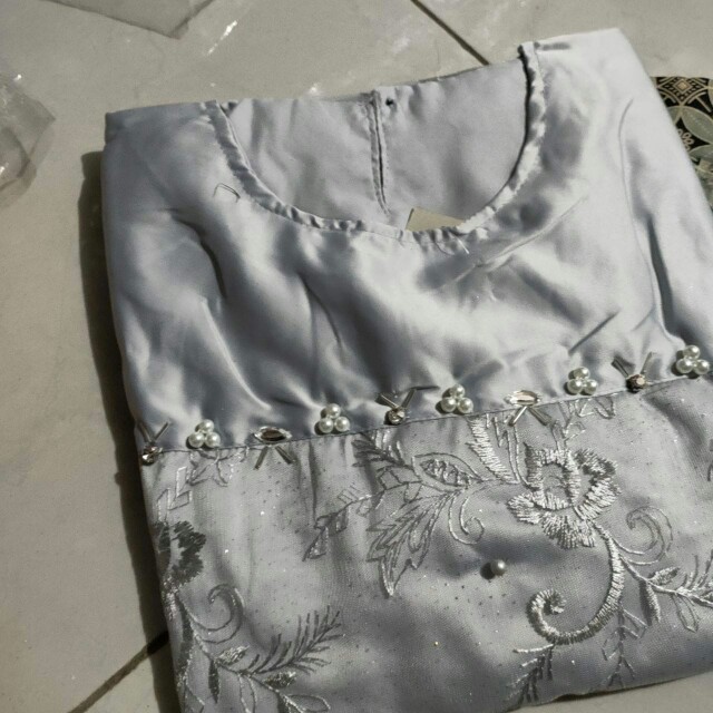 Maura Couple - Sania Ruffle Batik Couple Ori Ndoro Jowi Dnt Garansi Termurah Shopee - Sarwendah