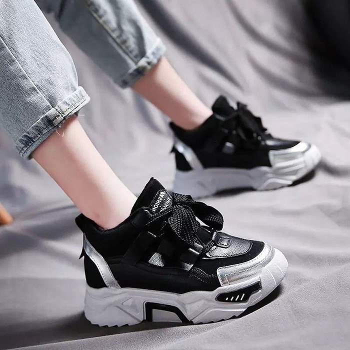  Sepatu  Sneakers  Dp11 Wanita  Sneaker  Putih  Hitam Cewek 