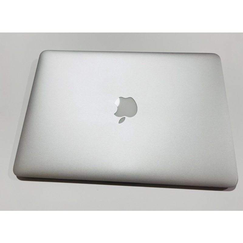 Macbook Air 13 inch apple second