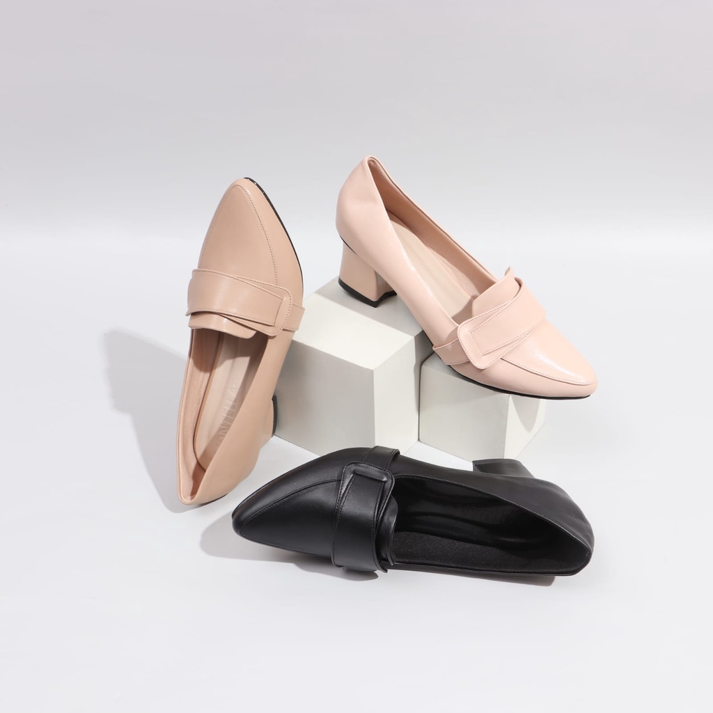 MONTELLA Lya Sepatu Pantofel Wanita