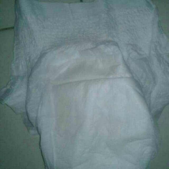 PAMPERS / POPOK CELANA DEWASA UKURAN L ( READY STOCK )