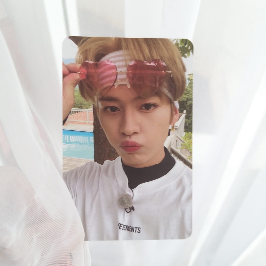 Lee Know NOEASY Photocard Official