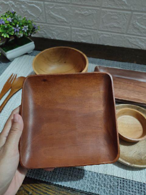 Piring Kayu Persegi 15c Oesing Craft