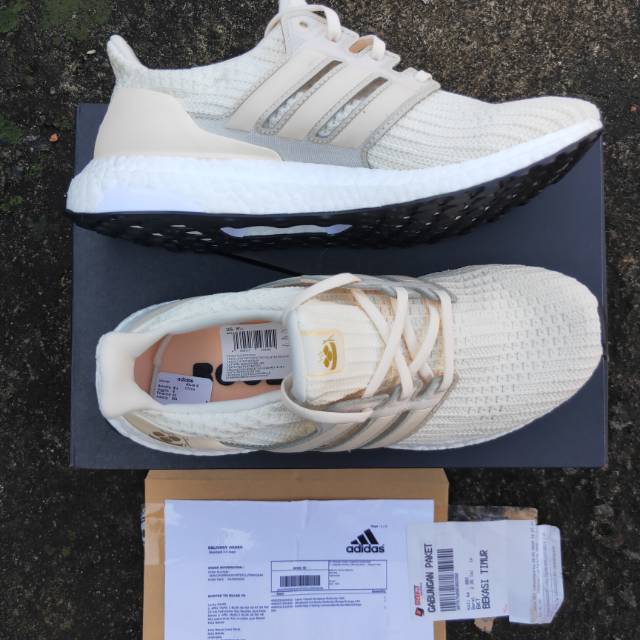 Adidas Ultraboost 4.0