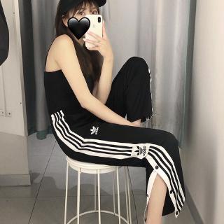  Celana  Panjang Lebar Perempuan  Adidas  Semanggi Sisi 