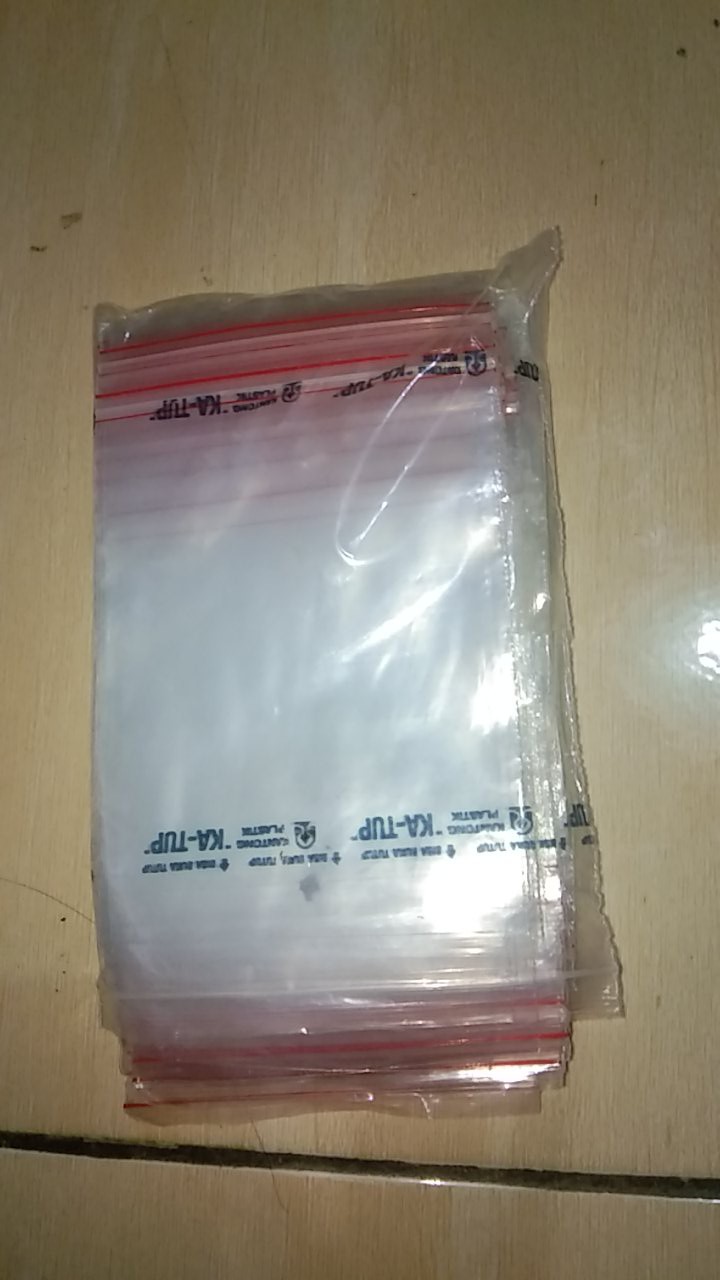 Kantong Plastik Klip Serbaguna Uk 10x15 Isi 100 . Kantong Ziplock Serbaguna