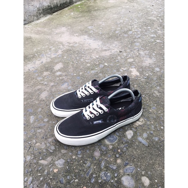 vans era Second