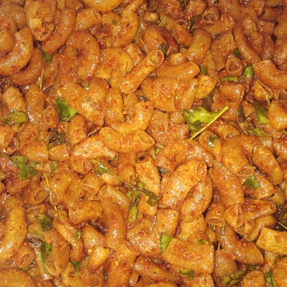 

Makaroni Pedas Isi 500gr