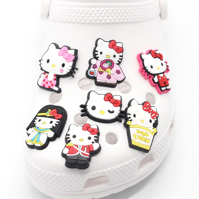 Jibbitz Crocs Hello Kitty pin wanita charms sandal DIY Dapat dilepas Aksesoris Bahan Untuk Dekorasi Sepatu Hadiah anak pria