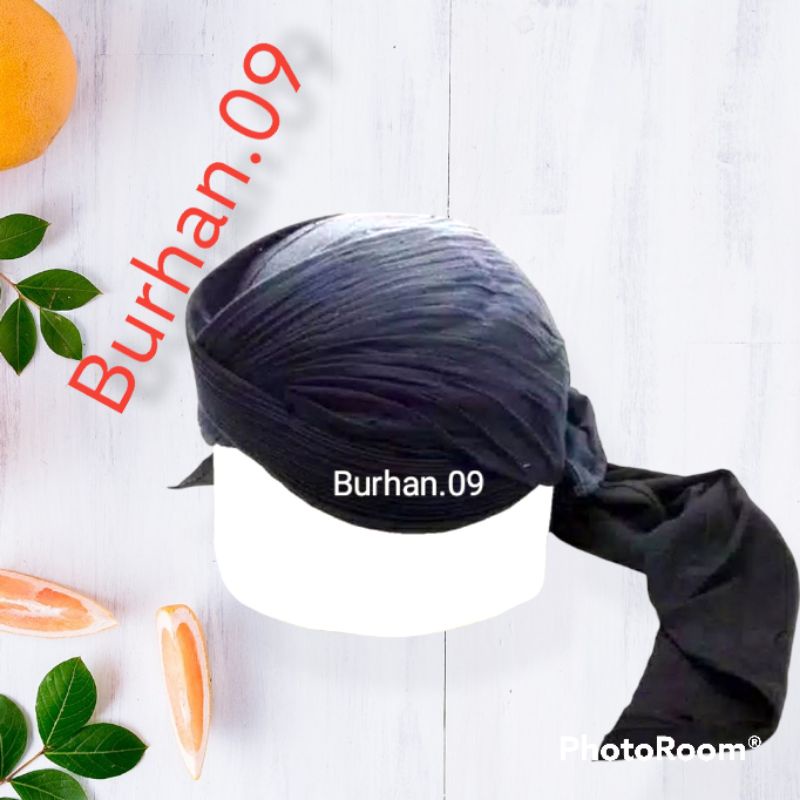 BLANGKON LIPAT JOGJA HITAM POLOS SLIWIRR/BLANGKON SUNAN KALIJAGA