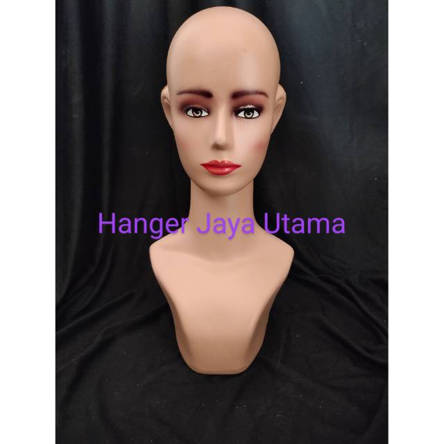 Patung Kepala Dewasa