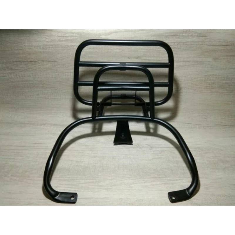 behel senderan belakang vespa Gts aksesoris vespa matic