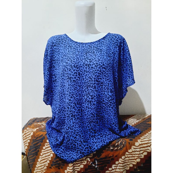 Blouse Branded Defacto Motif Leopard Biru