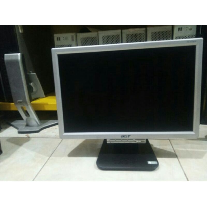 monitor 17"(acer,samsung,LG)
