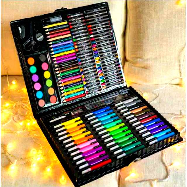 

Crayon Set Lengkap isi 150 pcs untuk Mewarnai