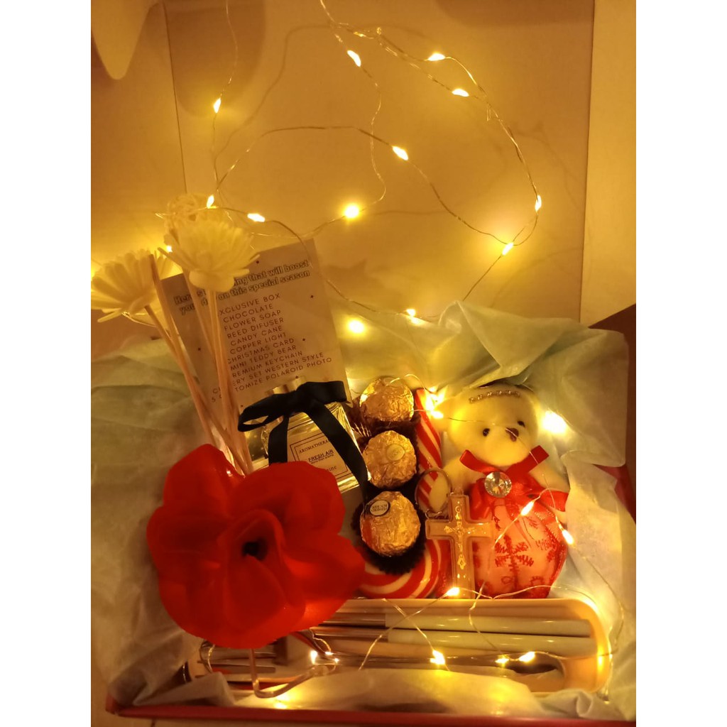 

Christmas Hamper Gift Box Parcel Parcel Kotak Kado Hadiah