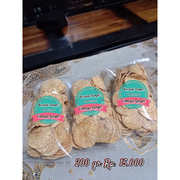 

KERIPIK TEMPE ORIGINAL 200 Gr