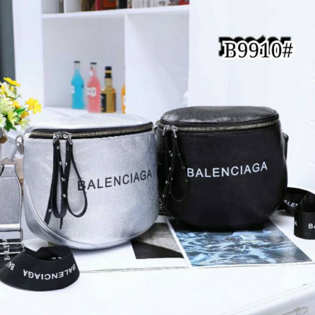 Tas Selempang Balenciaga 9910