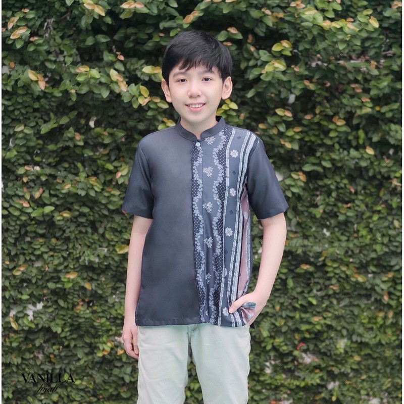 Edelweis Koko Dress by Vanilla Hijab