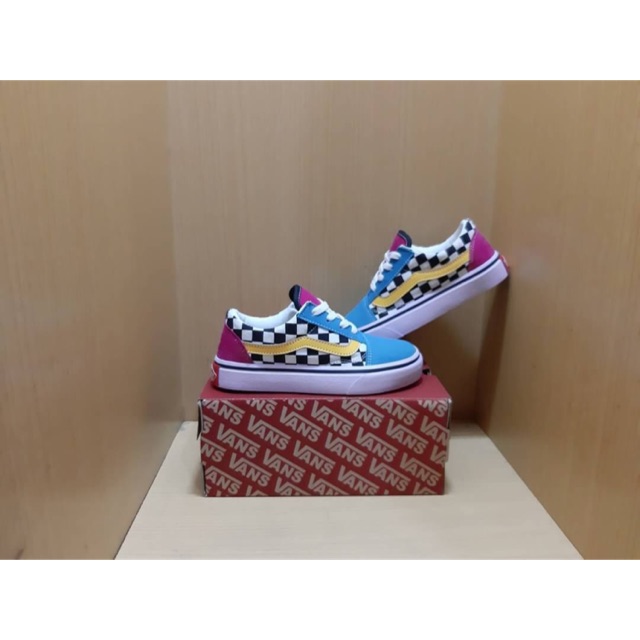 Sepatu vans old oskul untuk anak-anak cowok cewek