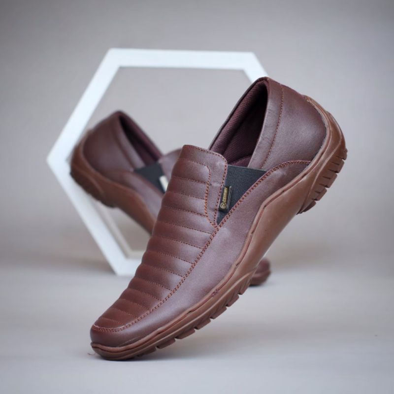 Sepatu Kasual Pria Asli Kulit Cevany Corza - Sepatu pria Slipon Formal