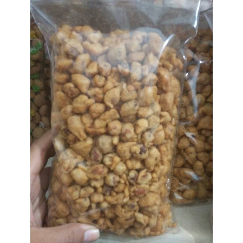 

Camilan kacang telur