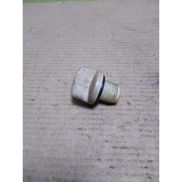 tutup oli gardan mio sporty