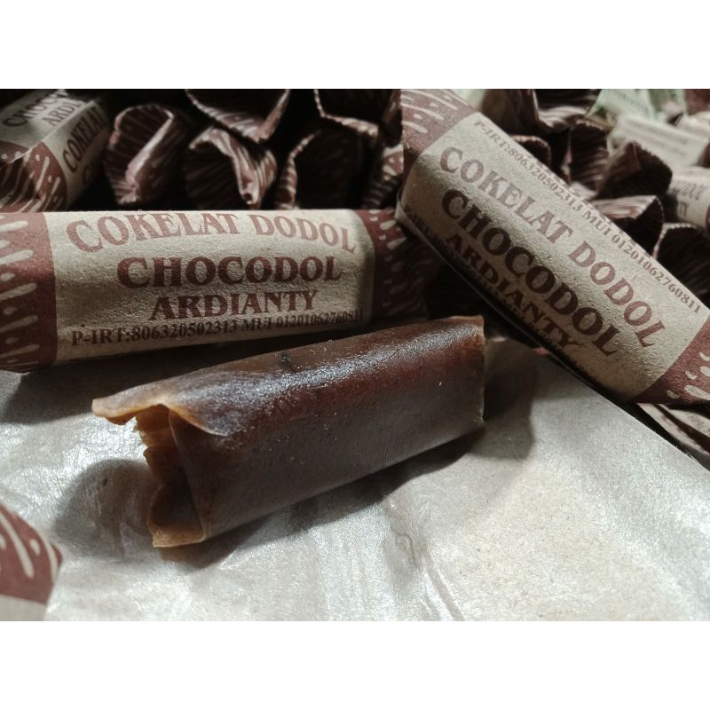 Dodol coklat kekinian 1kg asli oleh&quot; khas garut yg manis dan legit fresh