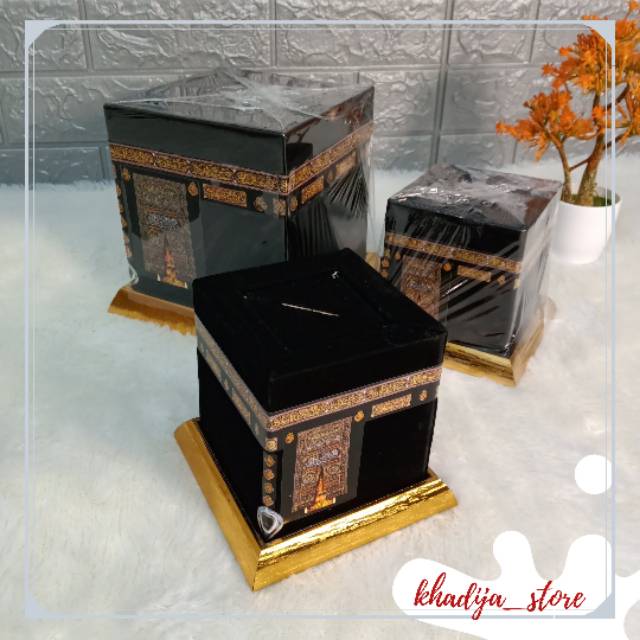 Celengan Miniatur Kabah Frame Polos Bukaan Baut