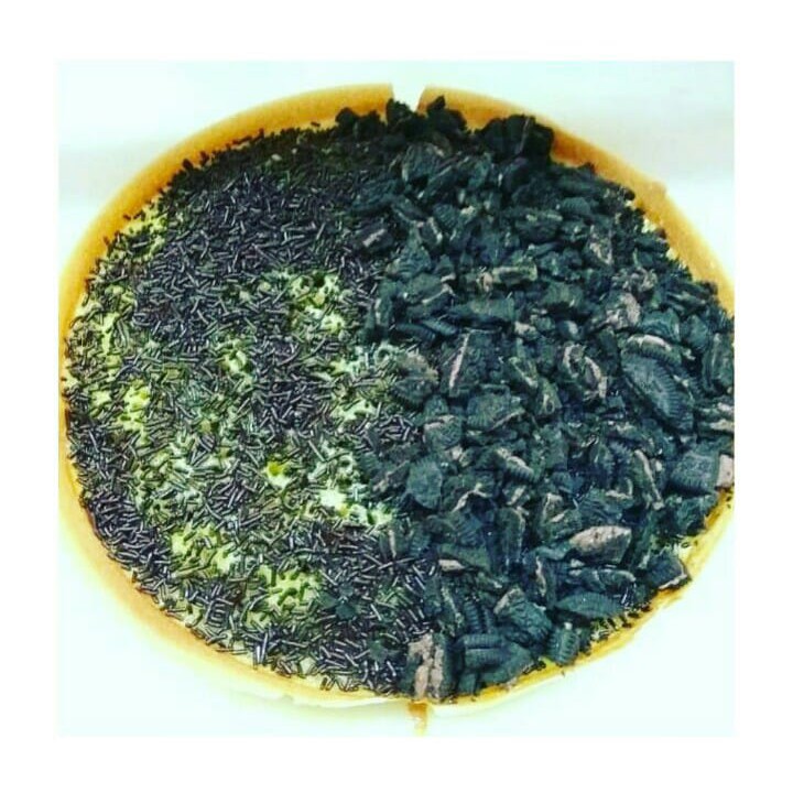 

Martabak UnyiL Oreo