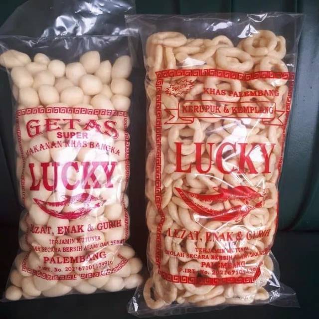 

PAKET HEMAT OLEH - OLEH KHAS PALEMBANG KEMPLANG DAN KRUPUK PALEMBANG 4 BKS 1 DUS