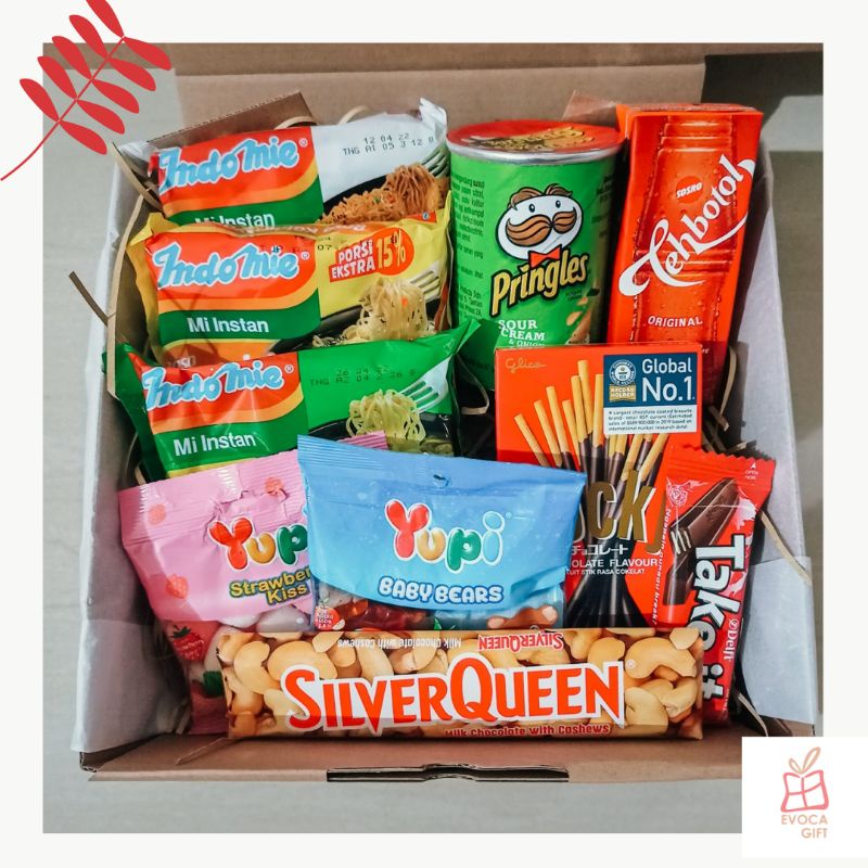 

Snack Box Large Hadiah Ulang Tahun / Wisuda / dll