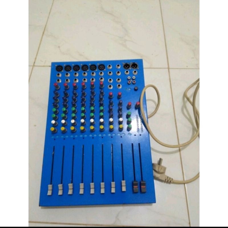 Audio mixer rakitan 8 channel plus efek vocal