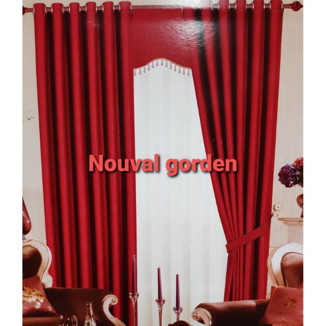 Gorden blackout polos merah marun