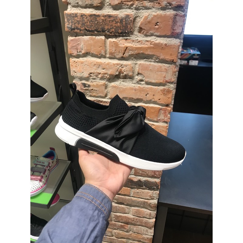 Skechers 89800L/BLK harga normal 599.000