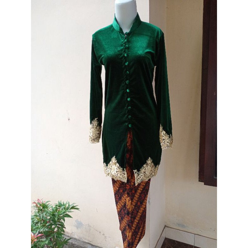 Original Kebaya bludru besan tunik