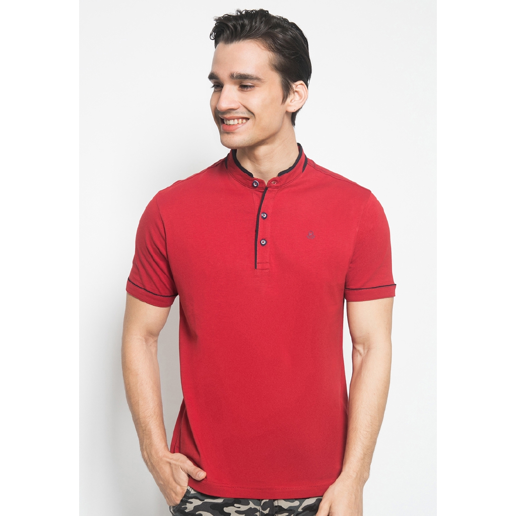 Johnwin - Kaos Casual - Kaos Pria - Plaket - Kerah Shanghai - Merah - Slim Fit - ATS.630.M358.01.C