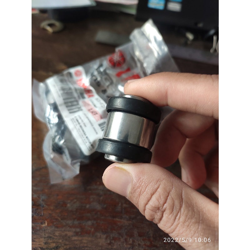 BOSH BEARING CONROD MONOSHOCK VIXION ORIGINAL KOYO JAPAN 3C1 / VIXION OLD & NEW / NVA