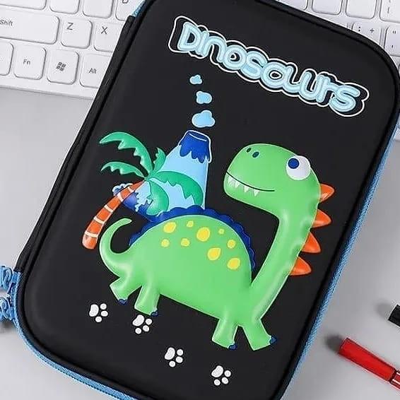 

Kotak Pensil 3D Timbul Anak Laki Tempat Pensil Dino Astronot Mobil