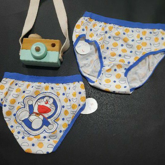 CD anak unisex celana dalam cowok cewek