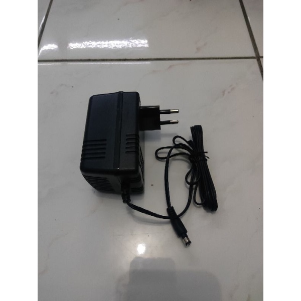 adaptor travo 9V 1000ma stabil neutron/adaptor cctv lampu LED dan timbangan